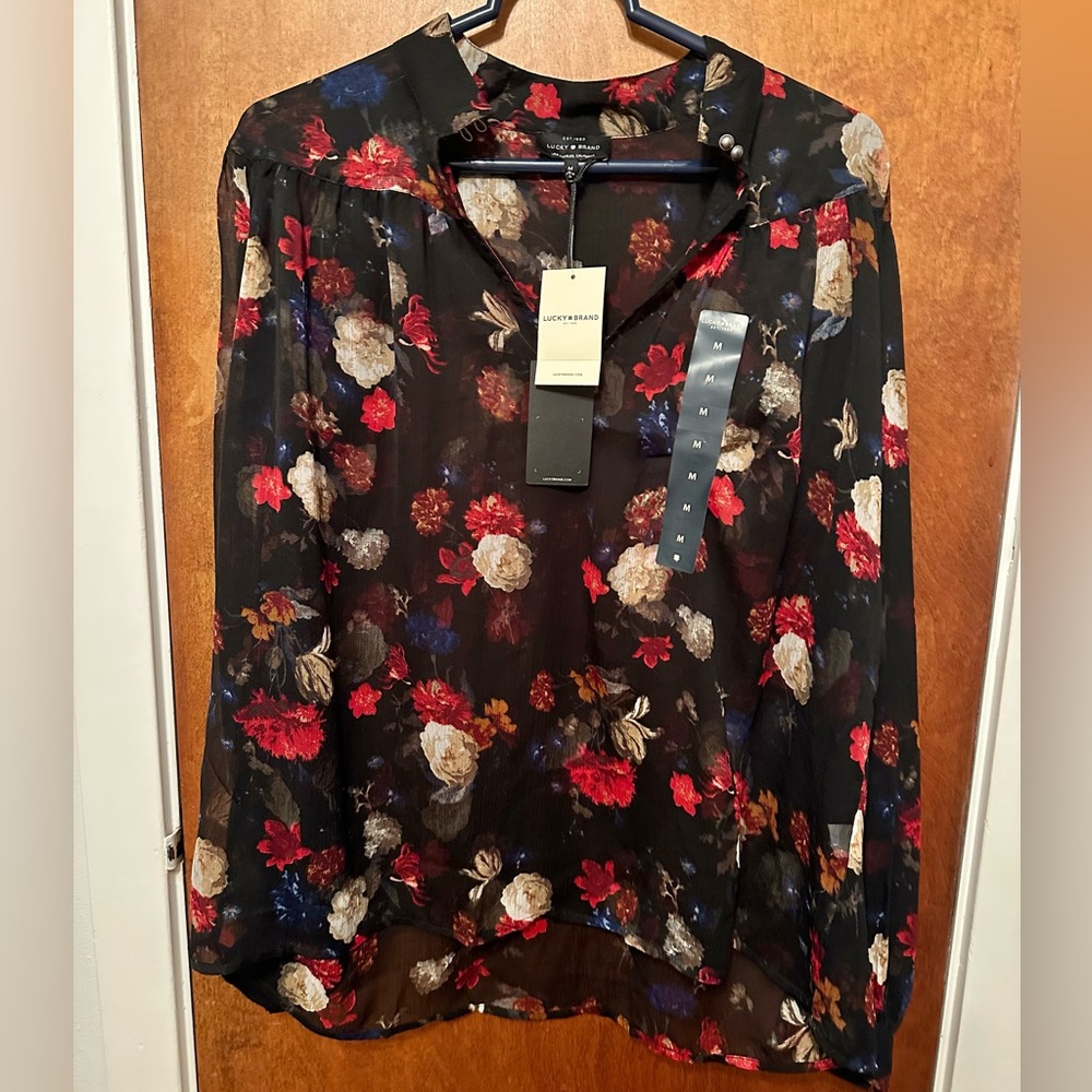 NWT Lucky Brand blouse!